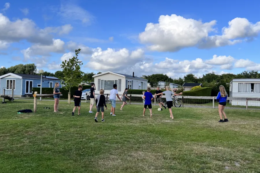 Coogherveld Camping faciliteiten voetballen